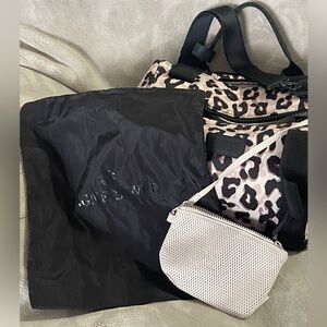 Dagne Dover Medium Landon Carryall in Leopard